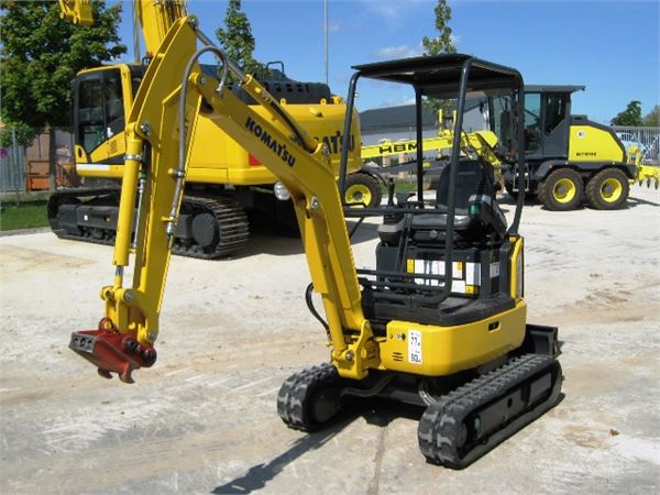 KOMATSU PC 16R-3 filtry